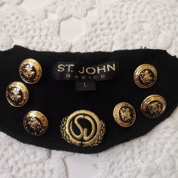 St. John | Other | St John Shank Button Lot Gold Tone Black Enamel ...